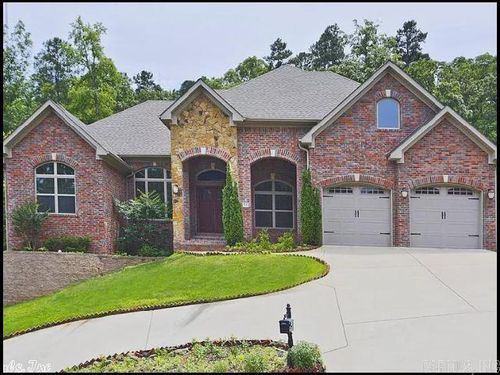 111 Chelle Ln, Little Rock, AR, 72223-5525 | Card Image