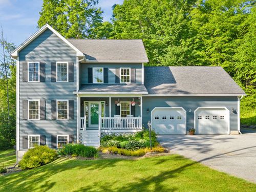 2 Hawthorne Rd, Saint Albans, VT, 05478-4418 | Card Image