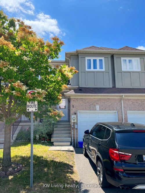 5 Alexis Way, Whitby, ON, L1R2N9 | Card Image