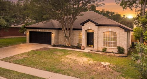 412 Tamara Dr, Georgetown, TX, 78628-8824 | Card Image