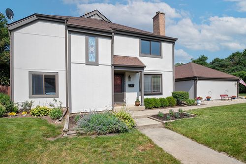1296 Farnsworth Ln, Buffalo Grove, IL, 60089-1223 | Card Image