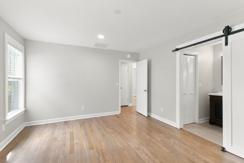 111 Flicker Ln, Summerville, SC, 29485-7418 | Card Image