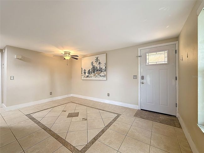 Living Room - Eating Area | Image 6