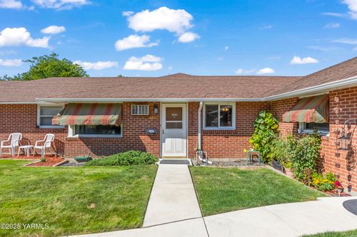 333 N 42nd Ave, Yakima, WA, 98908-2909 | Card Image