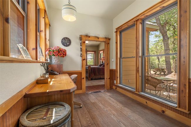 136 Red Fox Ln, Home with 5 bedrooms, 6 bathrooms and 6 parking in Bastrop TX | Image 10