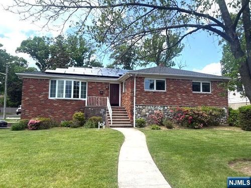 34 Marjorie Ter, Englewood Cliffs, NJ, 07632-3007 | Card Image