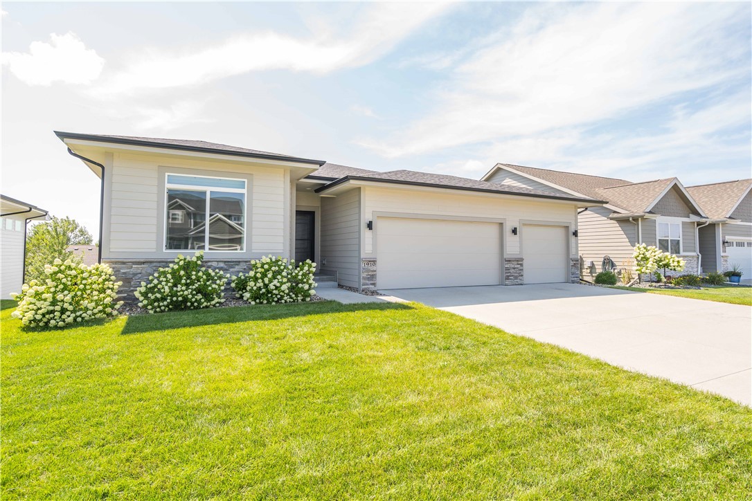 Justice St, Ankeny, IA 50021