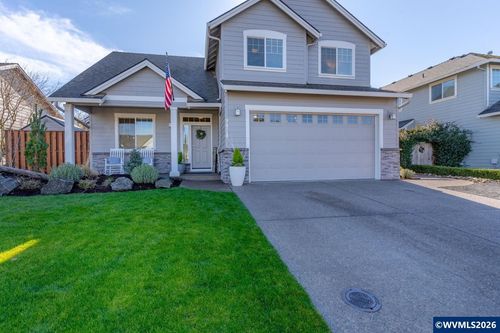 9824 Elk St, Aumsville, OR, 97325-9616 | Card Image