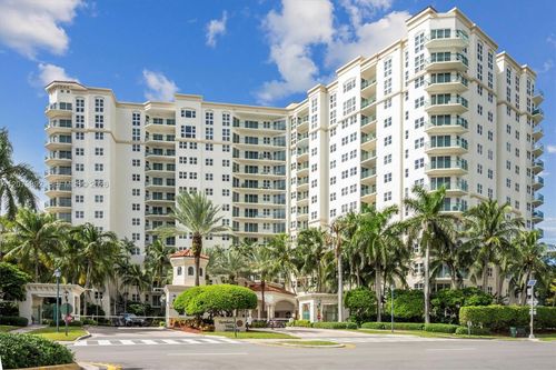 302-20000 E Country Club Dr, Aventura, FL, 33180-3004 | Card Image