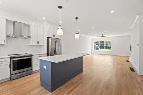 c-67 Groton Rd, Nashua, NH, 03062-1016 | Card Image