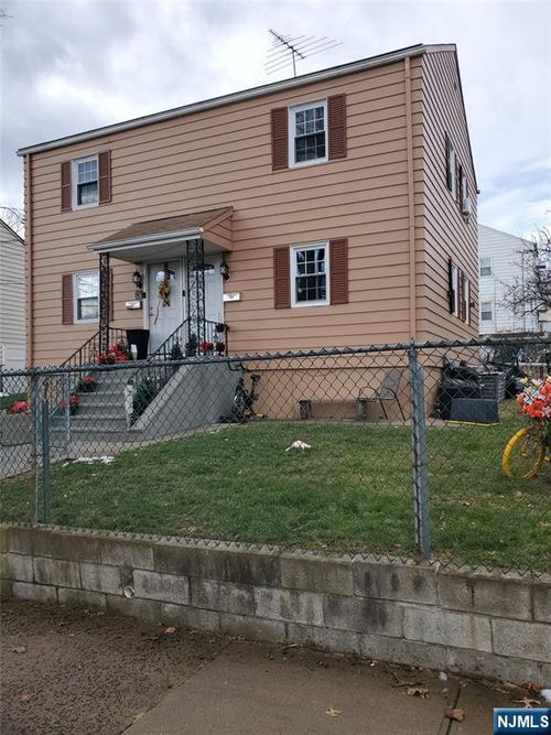 38 6th, Passaic, NJ, 07055 | Card Image