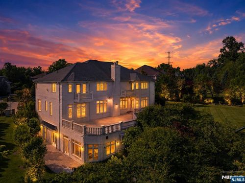16 Audrey Urban Ct, Alpine, NJ, 07620-1026 | Card Image