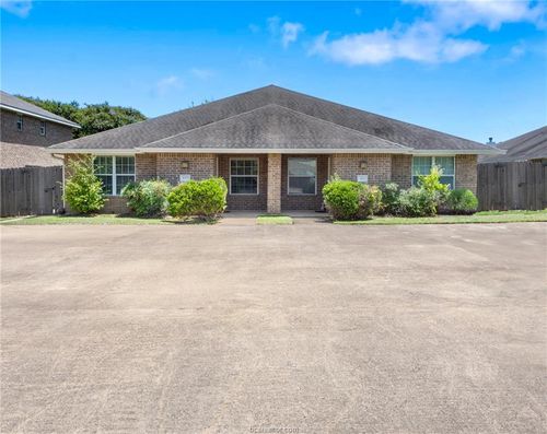 3609 Oldenburg Ct, College Station, TX, 77845-3961 | Card Image