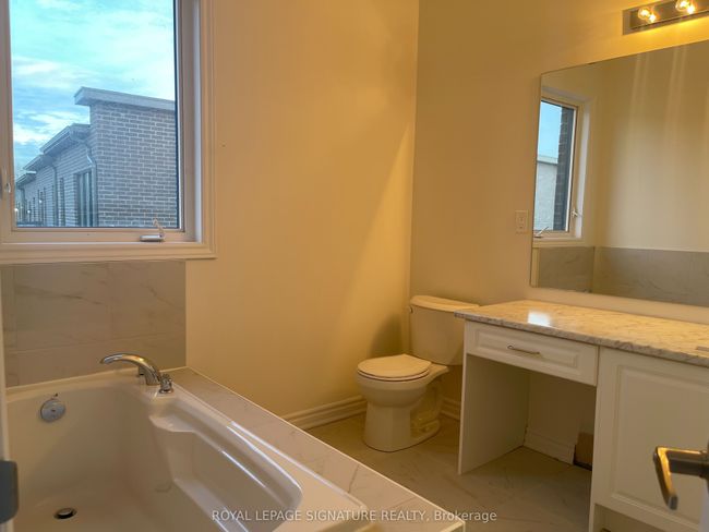 134 Wascana Rd, House attached with 4 bedrooms, 4 bathrooms and 1 parking in Vaughan ON | Image 14
