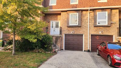 22 - 50 Dundalk Dr, Condo with 3 bedrooms, 3 bathrooms and 2 parking in Scarborough ON | Image 1