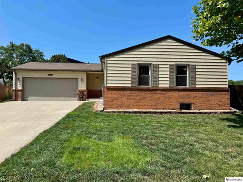 2533 Ammon Ave, Lincoln, NE, 68507-2737 | Card Image