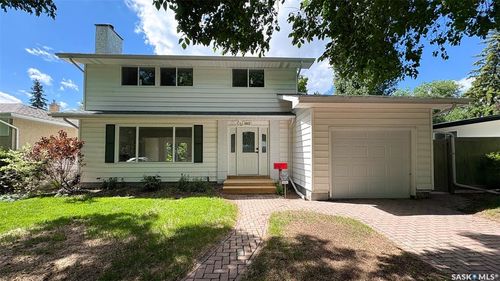 3022 Lacon St, Regina, SK, S4N2A8 | Card Image