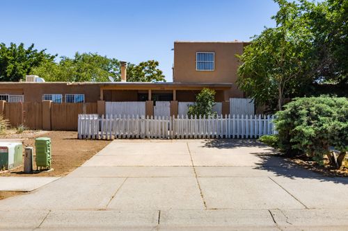 208 La Vida Nueva Del Oeste Sw, Albuquerque, NM, 87105-2681 | Card Image