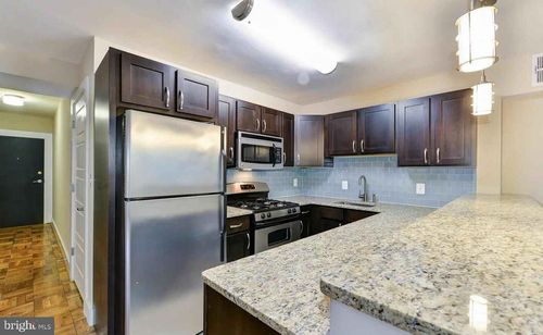 23-2911 Newark St Nw, WASHINGTON, DC, 20008-3347 | Card Image