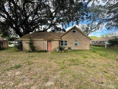 7889 Chesterfield Rd, House other with 3 bedrooms, 2 bathrooms and 1 parking in Pensacola FL | Image 3