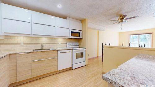 107-2727 Victoria Ave, Regina, SK, S4T1K4 | Card Image