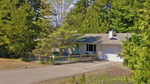 655 Dogwood Rd, Qualicum Beach, BC, V9K1A9 | Card Image