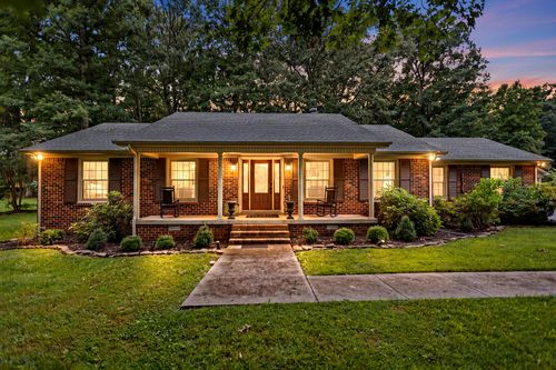 112 Hamilton Ln, Tullahoma, TN, 37388-3243 | Card Image