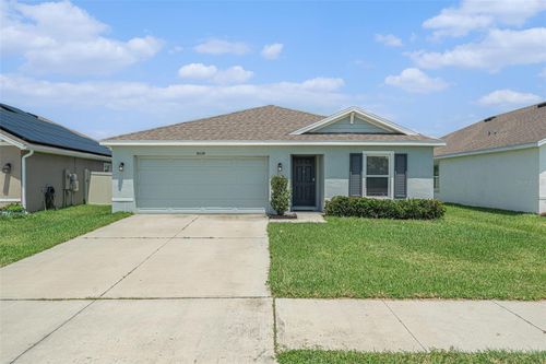 8034 Broad Pointe Dr, ZEPHYRHILLS, FL, 33540-2204 | Card Image