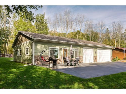 2578 Pierce Saint Croix Rd, Spring Valley, WI, 54767-8249 | Card Image