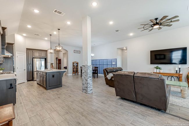 9011 Quail Gate, House other with 4 bedrooms, 3 bathrooms and null parking in Fair Oaks Ranch TX | Image 19