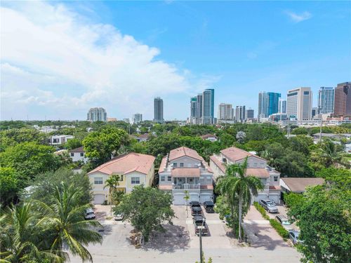 217-217 Sw 11th St, Fort Lauderdale, FL, 33315-1228 | Card Image