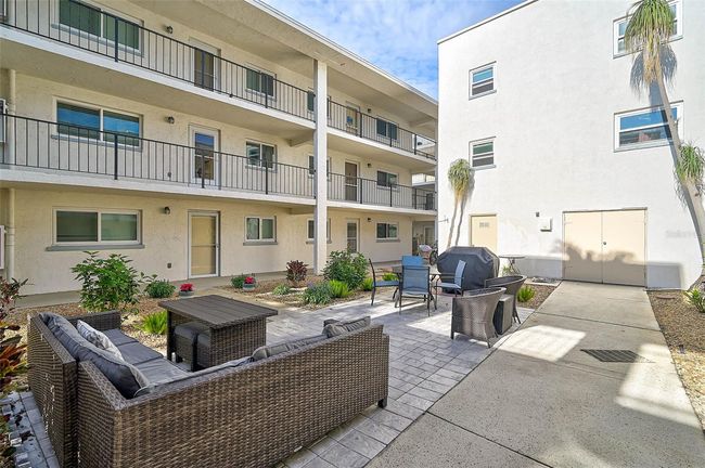 APT-115 - 708 Tamiami Trl S, Condo with 2 bedrooms, 2 bathrooms and null parking in VENICE FL | Image 24