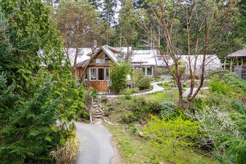 375 Village Bay Road, Mayne Island, BC, V0N2J2 | Card Image