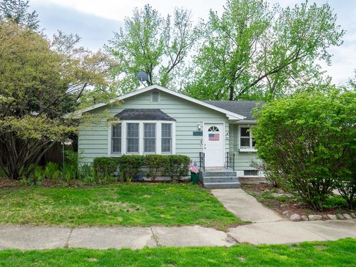 923 Bell Avenue, New Buffalo, MI, 49117 | Card Image