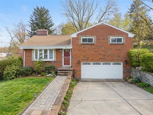 394 Southridge Dr, Upper St. Clair, PA, 15241-1640 | Card Image