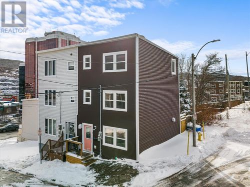 9 Stephen Pl, Saint Johns, NL, A1C4L7 | Card Image