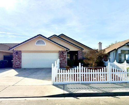 2125 Gutherie St, Modesto, CA, 95358-6018 | Card Image