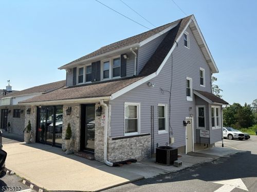 1962 Washington Valley Rd, Martinsville, NJ, 08836-2016 | Card Image