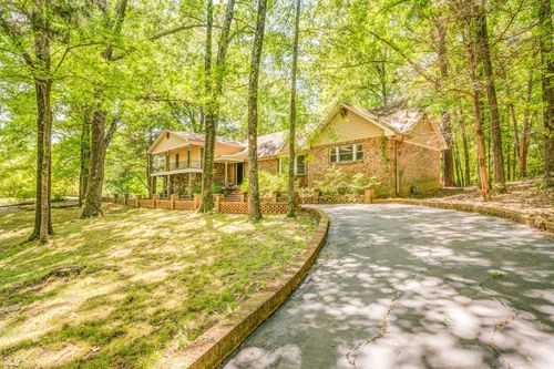 8651 Baylor Rd, Bartlett, TN, 38002-7972 | Card Image