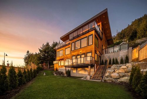 35 Kelvin Grove Way, West Vancouver, BC, V0N2E0 | Card Image