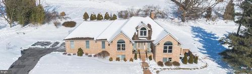 605 Vista Ct, WAYNESBORO, PA, 17268-2533 | Card Image