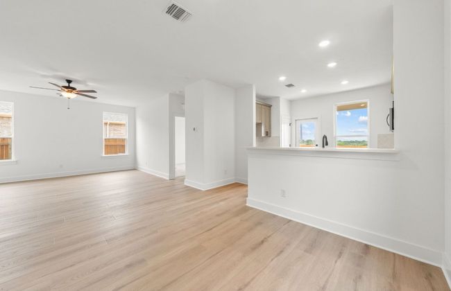582 Tailwind Dr, House other with 4 bedrooms, 3 bathrooms and null parking in Kyle TX | Image 10