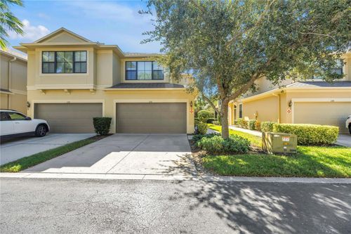1124 118th Ter N, St Petersburg, FL, 33716-1504 | Card Image