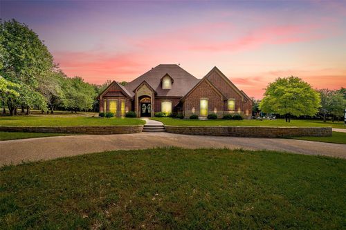 115 Lantana Ct, Poolville, TX, 76487-5427 | Card Image