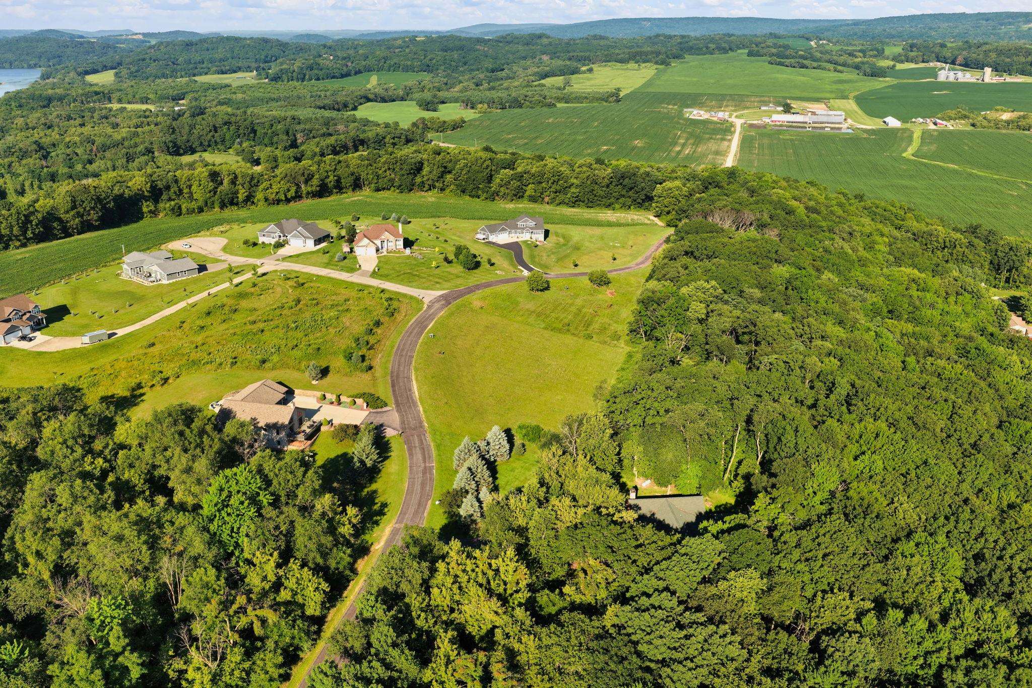 Land in Caledonia 4