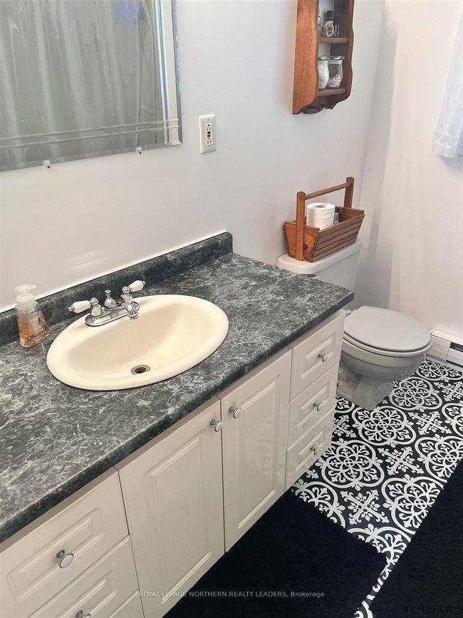 31 Poplar St, House other with 2 bedrooms, 2 bathrooms and 10 parking in Dowling ON | Image 22