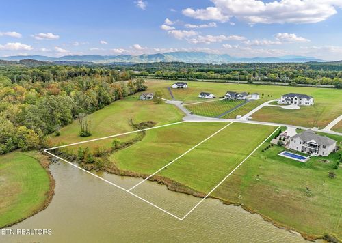 130131 Fair Meadow Dr, Dandridge, TN, 37725 | Card Image