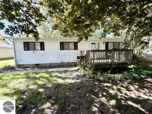 510 S Mill Street, St Louis, MI, 48880 | Card Image