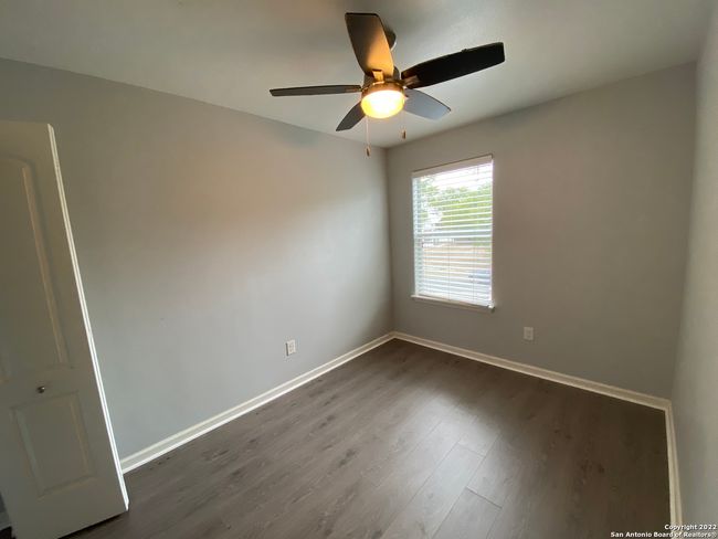102 - 527 S Olive St, Home with 3 bedrooms, 3 bathrooms and null parking in San Antonio TX | Image 9
