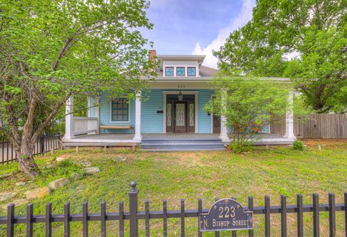 223 N Bishop Street, San Marcos, TX, 78666 | Card Image